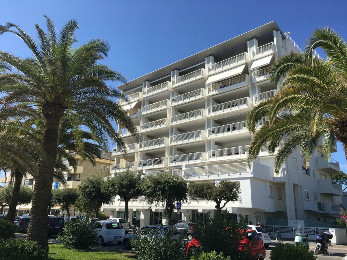 Fronte Mare-Centrale-Riviera Palace-Giulianova-Apartment-Affitti Solo Da Sabato A Sabato Exterior foto